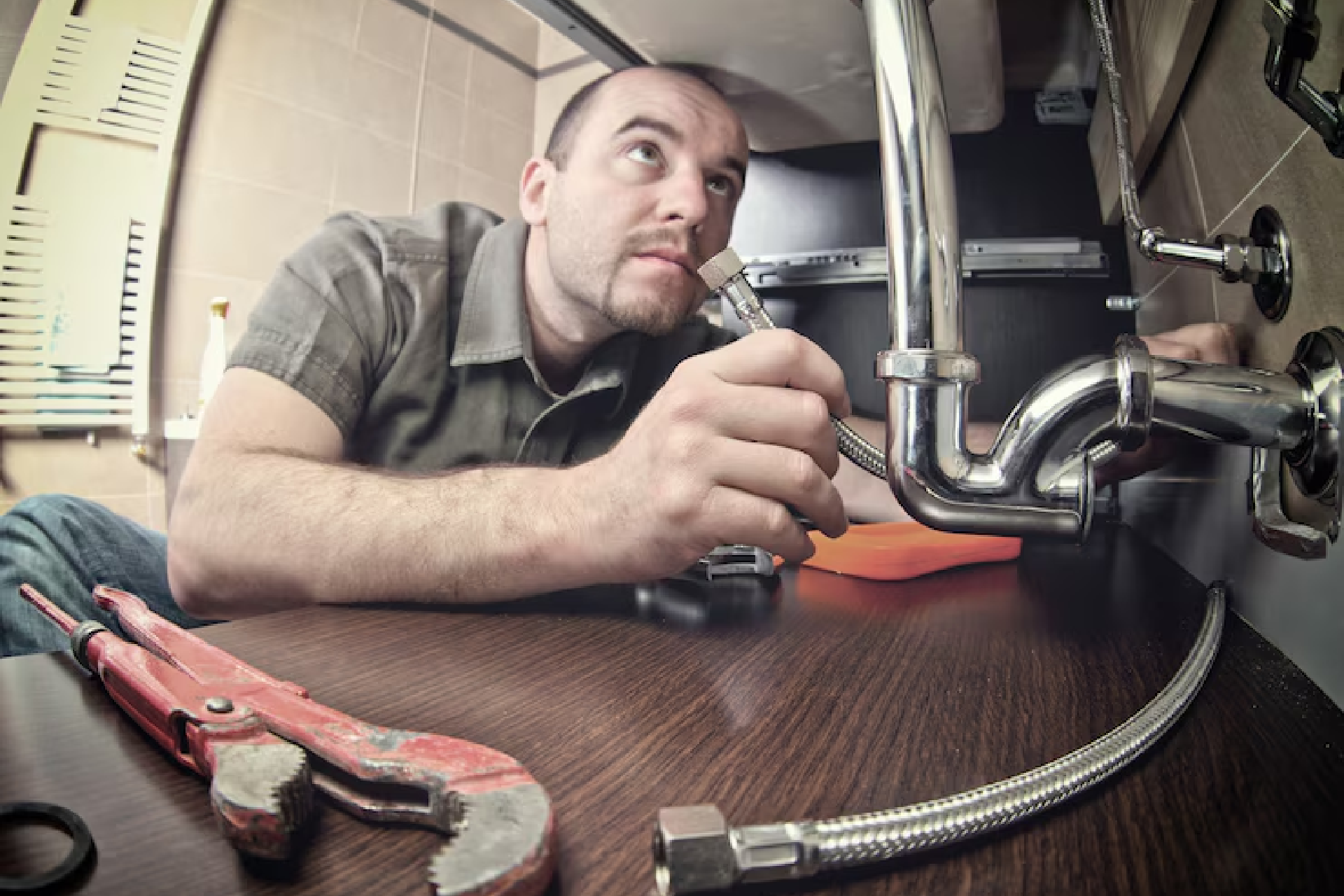 Man fix pipe Man fix pipe